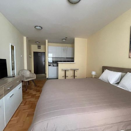 Trident Apartments 2 Ниш Экстерьер фото
